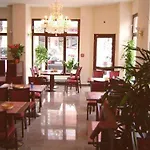 Orion Hotel 3*