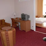 Orion Hotel 3*